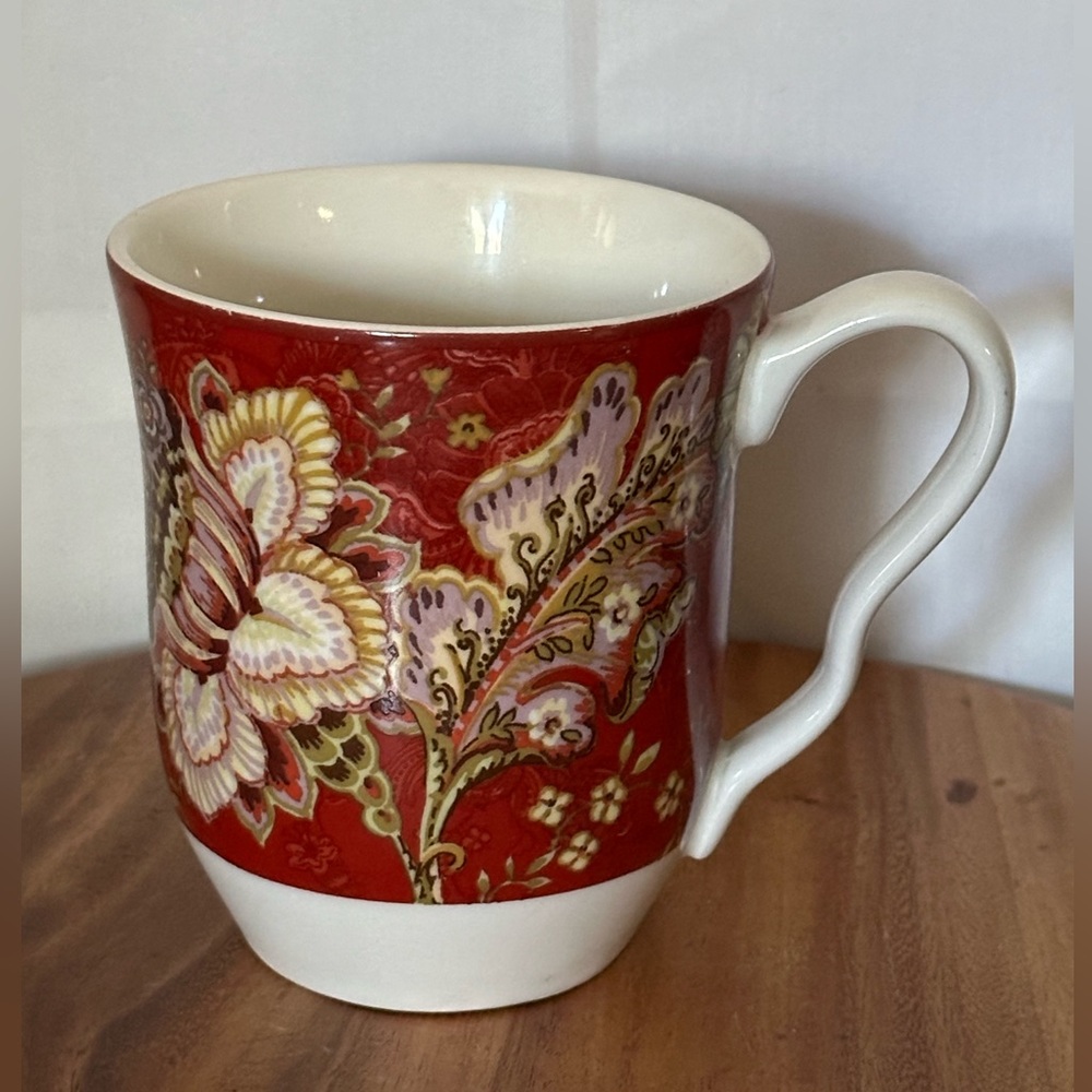 222 Fifth Gabrielle Coffee Mug Porcelain